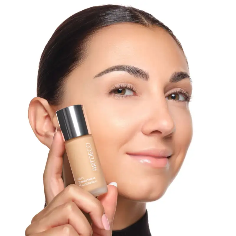 Rich Treatment Foundation | 18 - deep honey