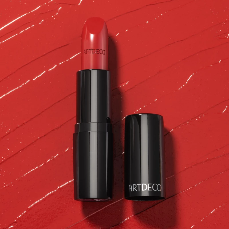 Perfect Color Lipstick | 806 - artdeco red