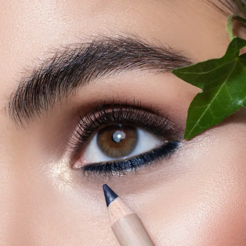 Smooth Eye Liner