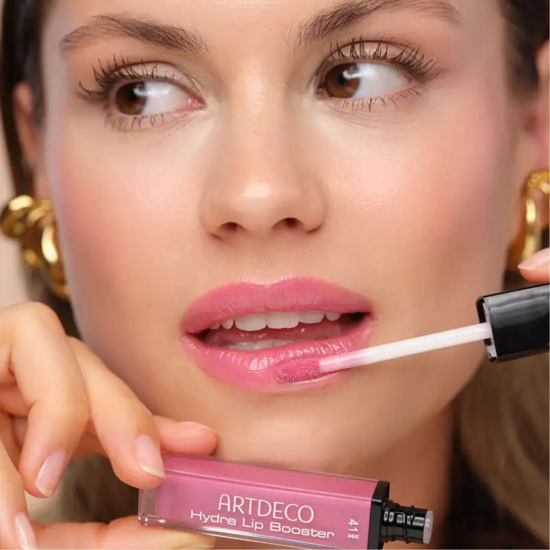 Hydra Lip Booster | 41 - translucent syringa