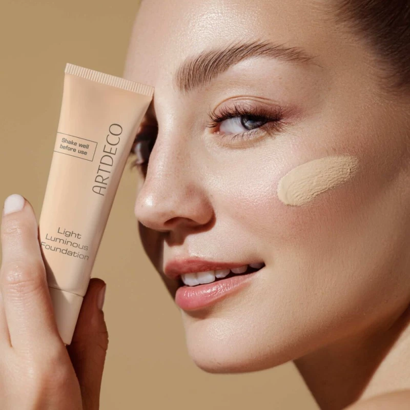Light Luminous Foundation