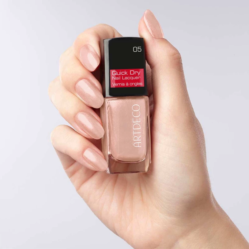 Quick Dry Nail Lacquer