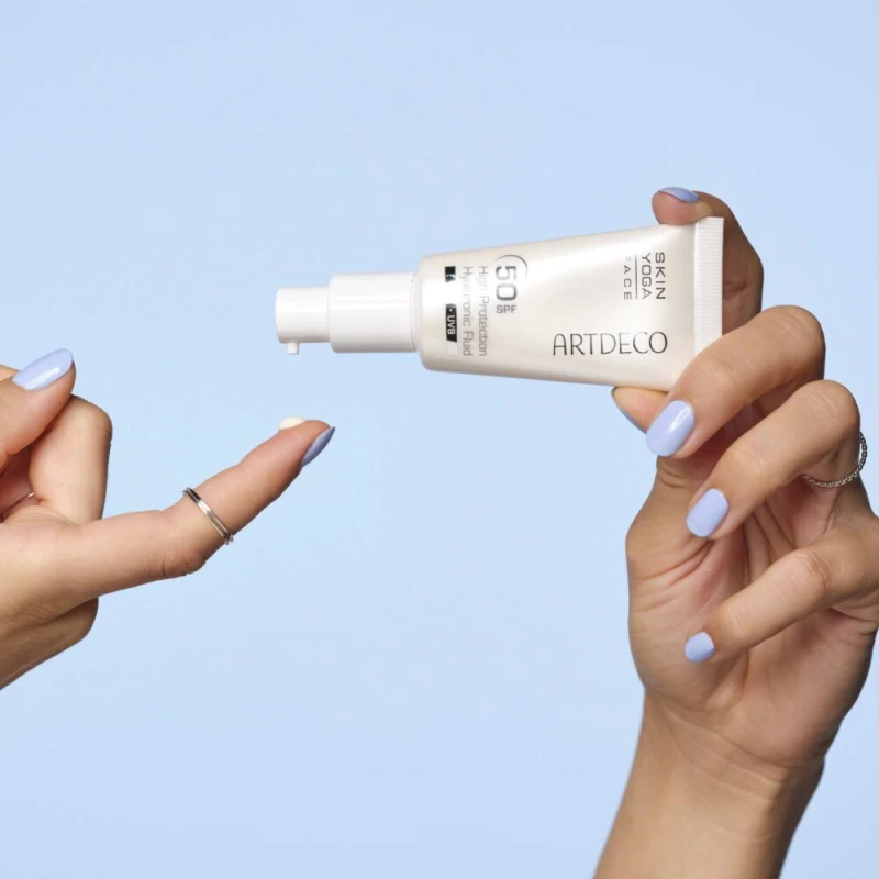High Protection Hyaluronic Fluid SPF 50 | HIGH PROTECTION HYALURONIC FLUID SPF 50