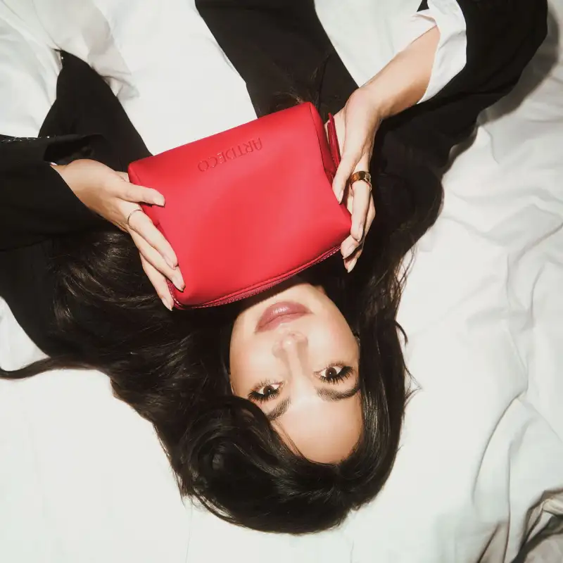 Red Neoprene Bag | COSMETIC POUCH NEOPRENE RED