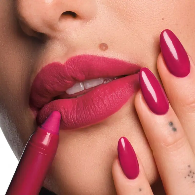 Long-Lasting Lip Color | 730 - strong bond