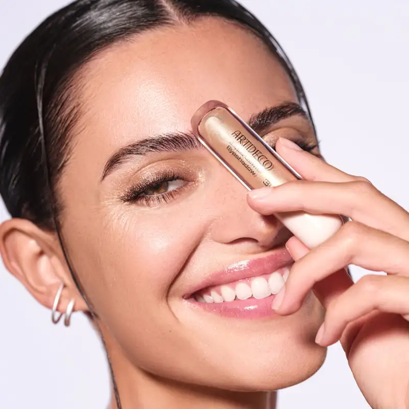 Liquid Jewel Eyeshadow | 3 - golden dust