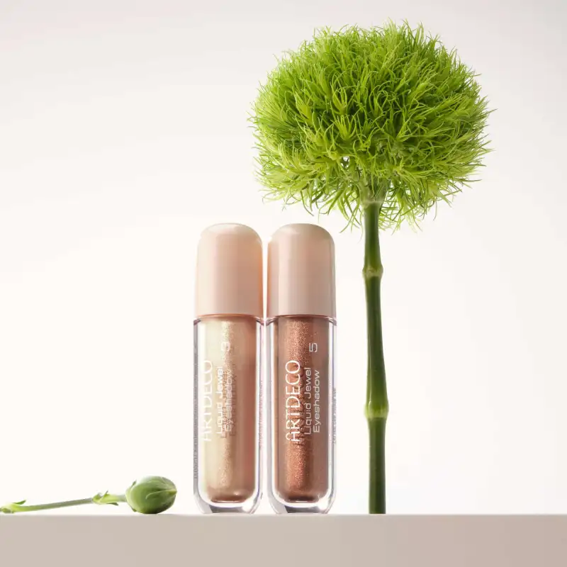 Liquid Jewel Eyeshadow | 3 - golden dust