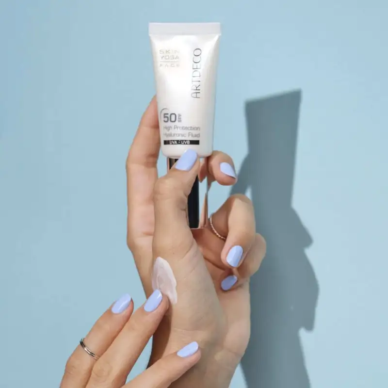 High Protection Hyaluronic Fluid SPF 50 | HIGH PROTECTION HYALURONIC FLUID SPF 50