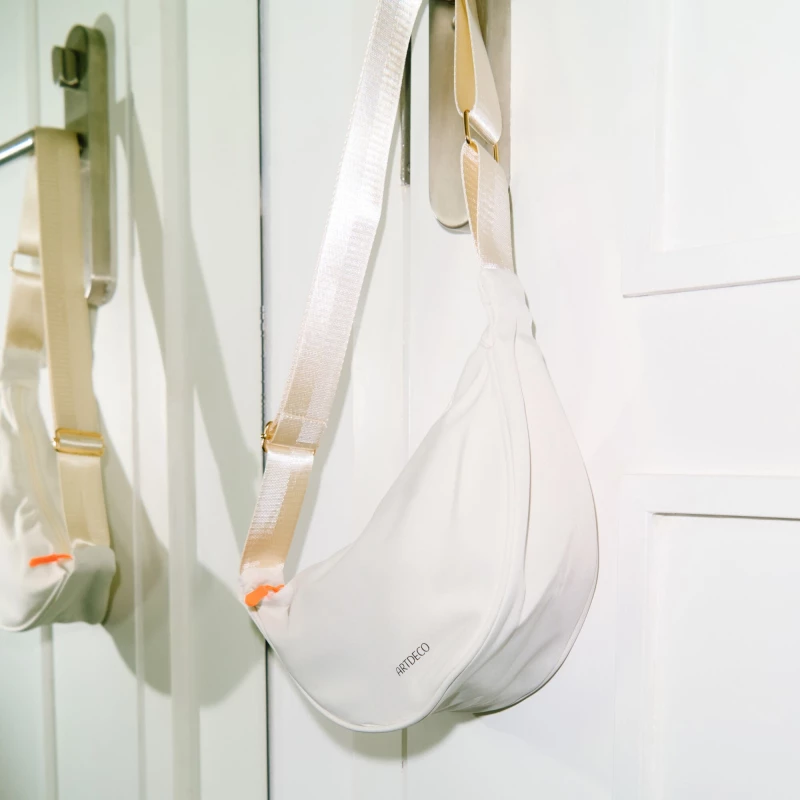 Cross Body Moon Bag | CROSS BODY MOON BAG